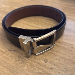 Calvin Klein belt
Reversible